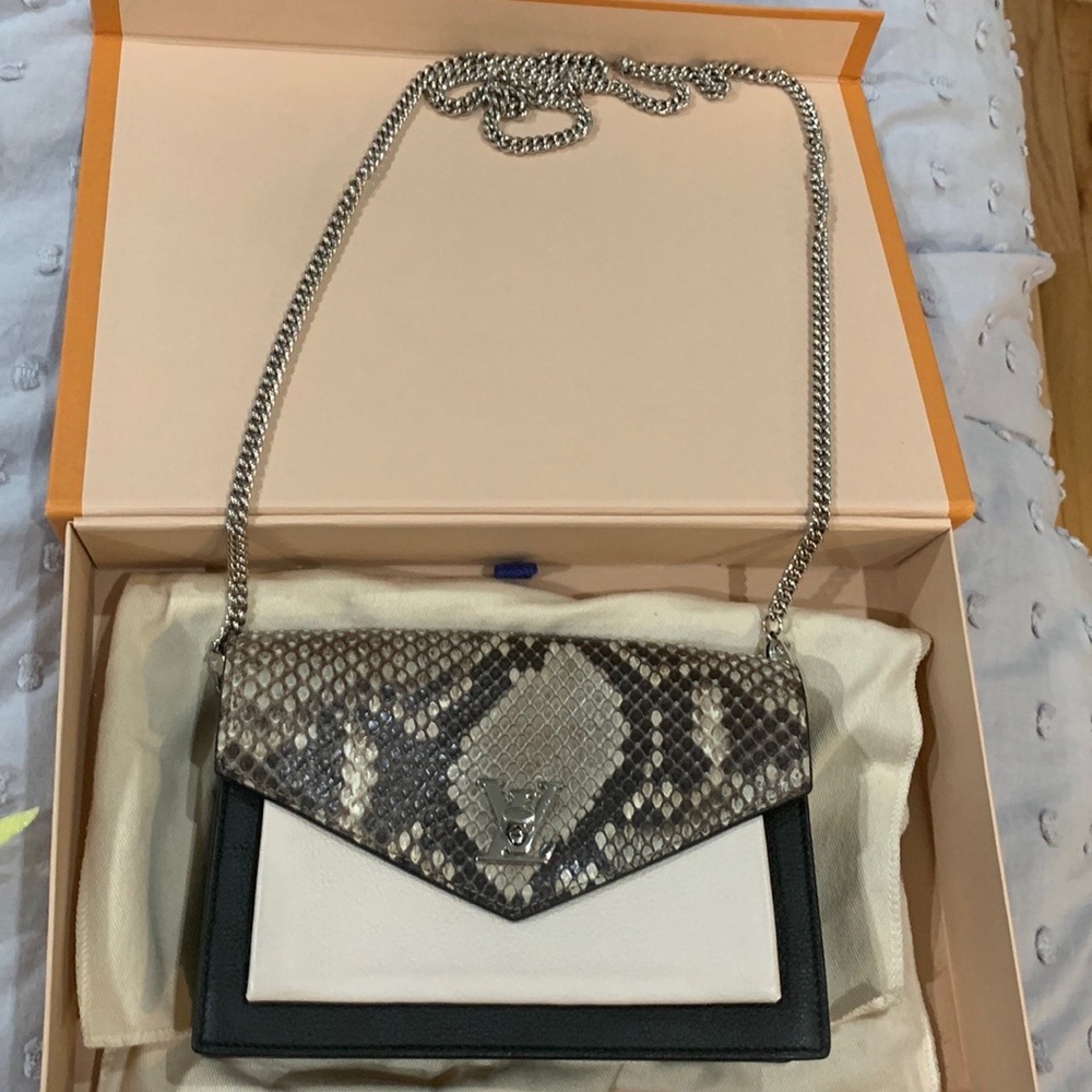 Authentic RARE Louis Vuitton snake skin and leather mini crossbody bag :)